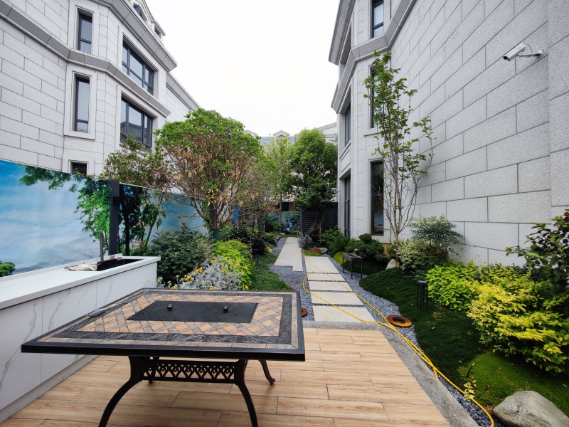 10室3廳3陽臺 春城首府別墅自家花園