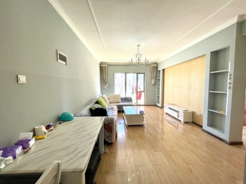 3室2廳1陽臺 翡翠灣客廳