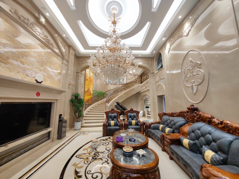 10室3廳3陽臺 春城首府別墅客廳