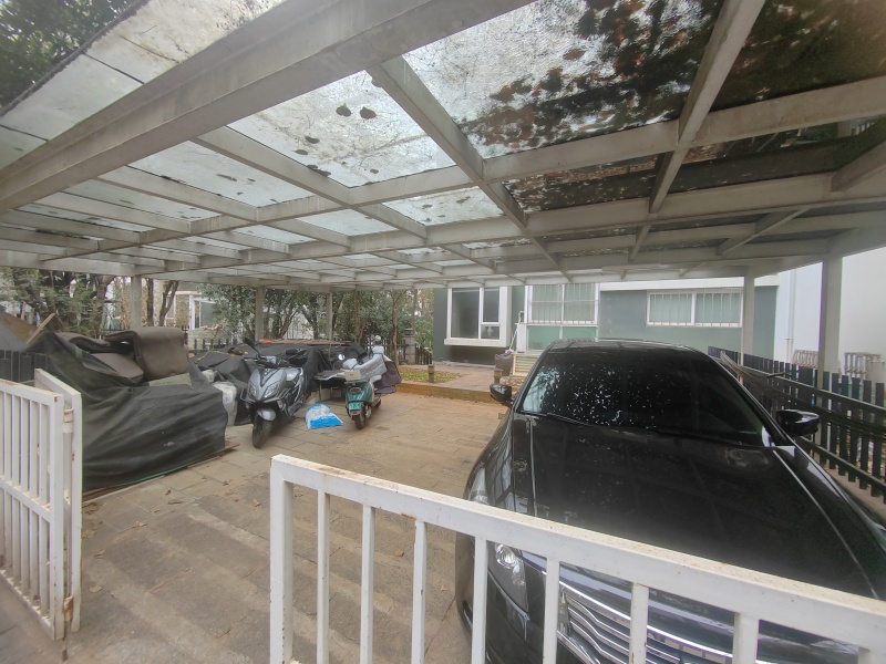 5室3廳2陽臺(tái) 世博生態(tài)城云嶺鄰里自家花園