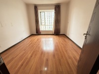 4室2廳2陽(yáng)臺(tái) 銀河星辰花園臥室