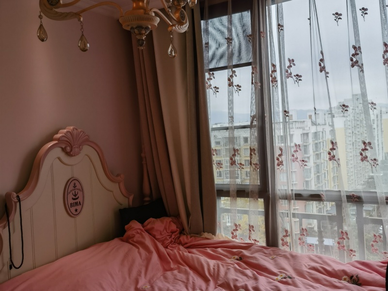 3室2廳2陽(yáng)臺(tái) 紅星國(guó)際檀宮臥室