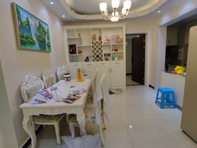 3室2廳 綠城春江明月餐廳