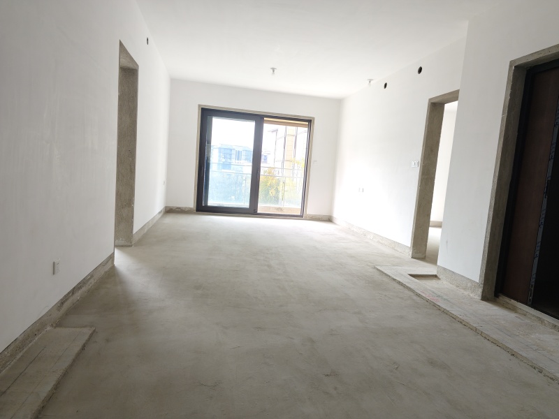 5室2廳2陽(yáng)臺(tái) 華夏四季二期其他