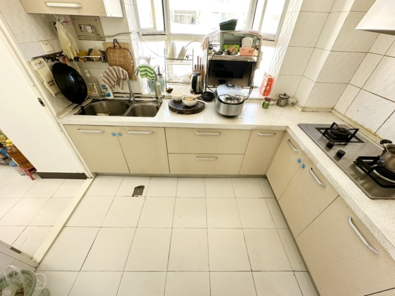 3室2廳1陽(yáng)臺(tái) 江東小康城廚房