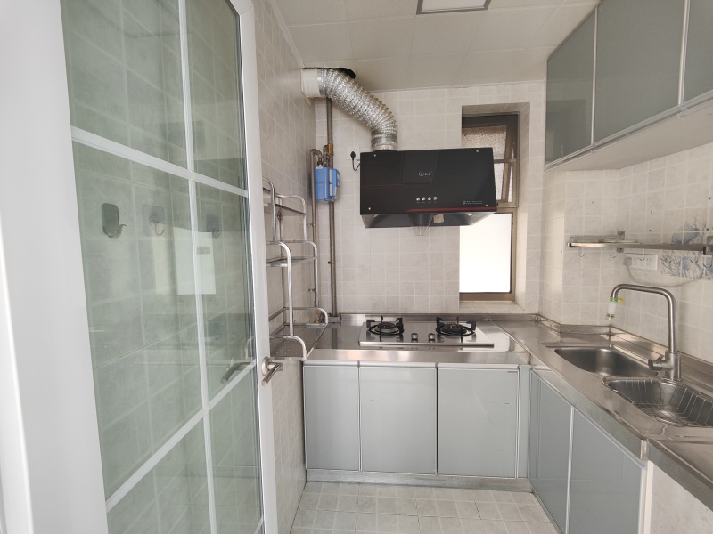 3室2廳1陽(yáng)臺(tái) 候谷花園廚房