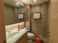 2室2廳1陽(yáng)臺(tái) 濱江俊園香儂組團(tuán)客廳