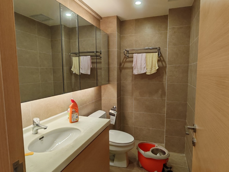 2室2廳1陽(yáng)臺(tái) 濱江俊園香儂組團(tuán)客廳