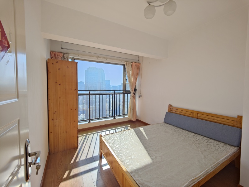 3室2廳1陽(yáng)臺(tái) 候谷花園臥室