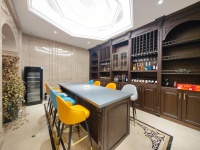 10室3廳3陽臺 春城首府別墅書房
