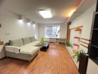 4室2廳2陽臺 時代年華錦華苑客廳