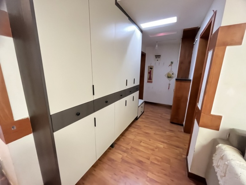 4室2廳2陽臺 時代年華錦華苑門廳