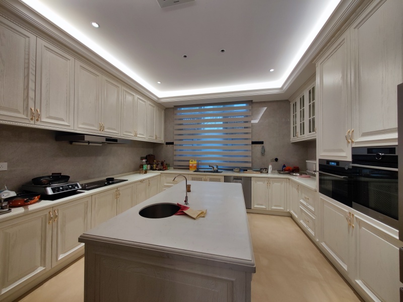 10室3廳3陽臺 春城首府別墅廚房