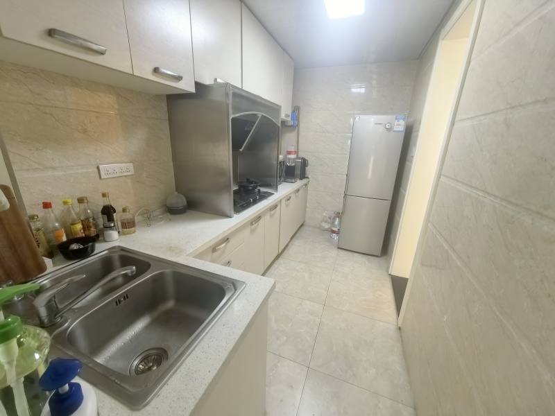 2室2廳1陽臺 匯都國際二期廚房