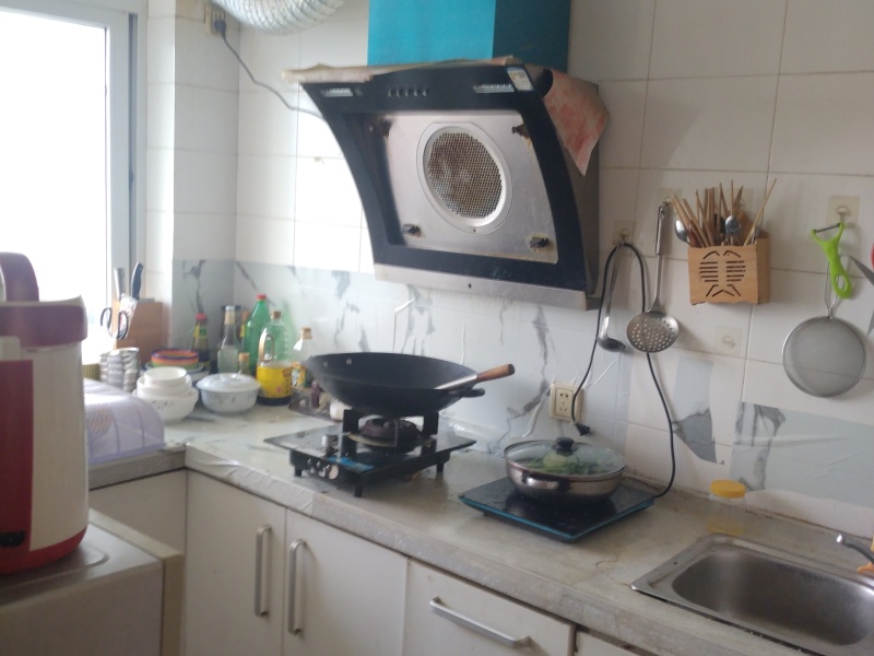 2室2廳1陽臺(tái) 云鑫苑廚房