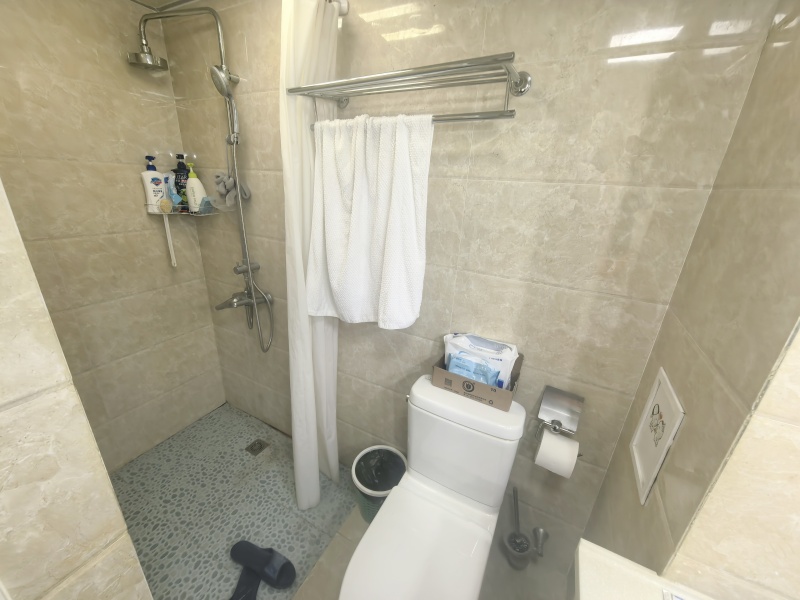 2室2廳1陽臺 匯都國際二期衛(wèi)生間