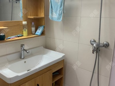 2室1廳1陽臺 天驕北麓南區(qū)