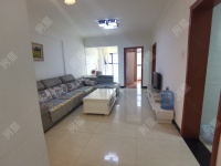 3室2廳1陽臺 金尚俊園二期客廳