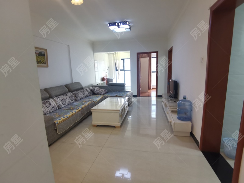 3室2廳1陽臺 金尚俊園二期客廳