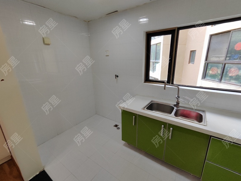 3室2廳1陽臺 溪麓南郡衛(wèi)生間