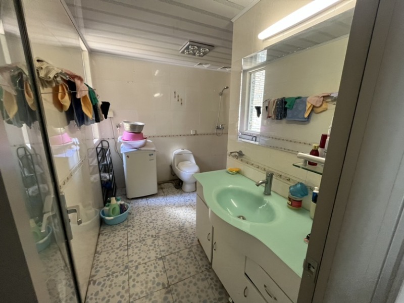 3室2廳1陽臺 世紀(jì)城嵐春苑衛(wèi)生間