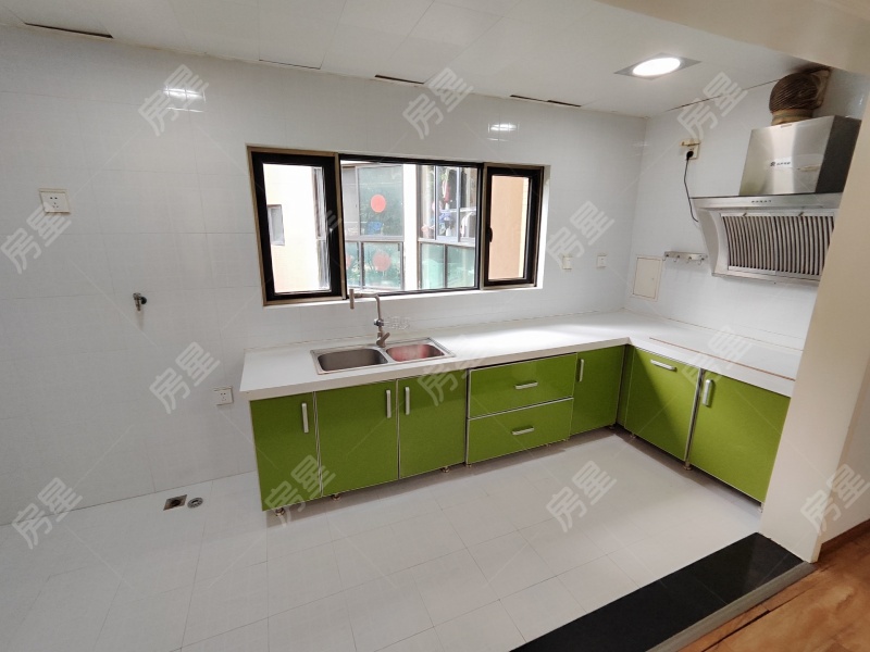 3室2廳1陽臺 溪麓南郡臥室