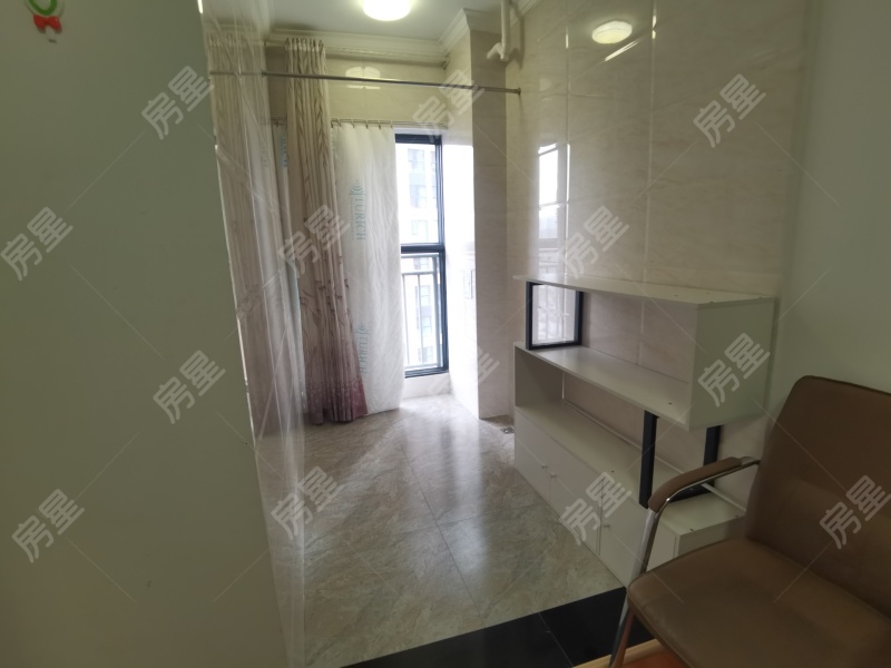 3室2廳1陽臺 金尚俊園二期陽臺