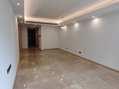 2室2廳2陽(yáng)臺(tái) 俊發(fā)逸天峰