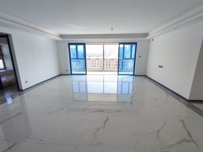 4室2廳2陽臺 碧桂園北城映象谷雨苑