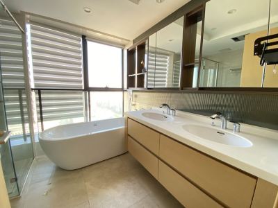 4室2廳2陽臺 俊發(fā)逸天峰