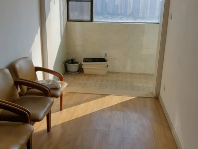 2室2廳2陽臺(tái) 碧海秋月