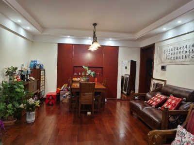 4室2廳1陽臺 同德昆明廣場B區(qū)