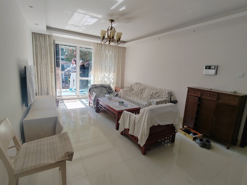 3室2廳2陽臺 世博生態(tài)城云嶺鄰里客廳