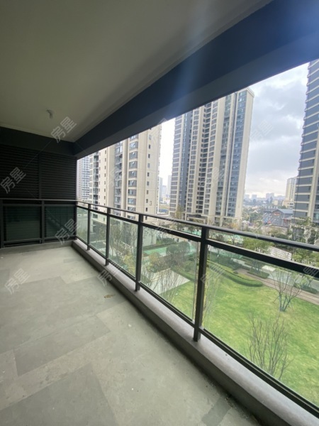 3室2廳2陽臺 招商雍和府一期其他