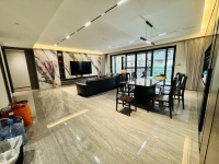 4室2廳2陽(yáng)臺(tái) 華夏四季二期餐廳