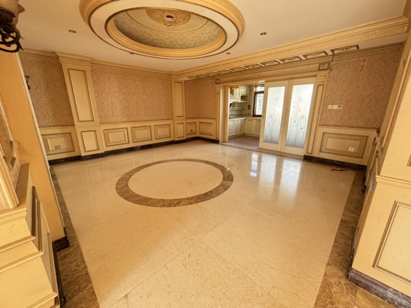 5室2廳3陽臺 金江小區(qū)熙苑別墅餐廳