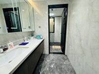 4室2廳2陽(yáng)臺(tái) 華夏四季二期衛(wèi)生間