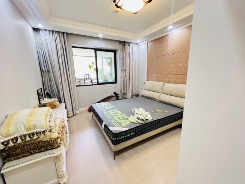 6室2廳 俊發(fā)盛唐城星河郡（一期）臥室