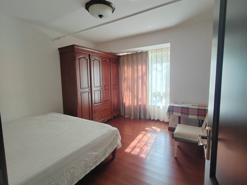 3室2廳2陽臺 世博生態(tài)城云嶺鄰里臥室