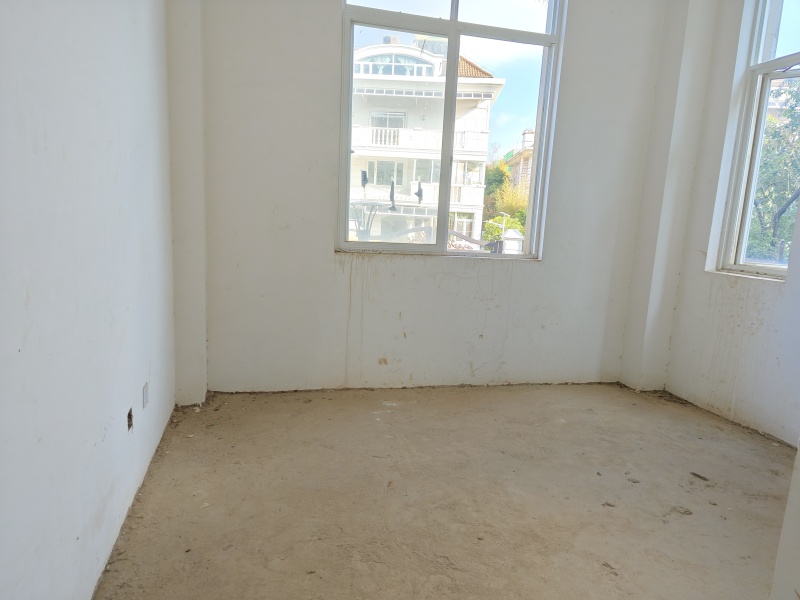 6室3廳5陽(yáng)臺(tái) 海韻楓丹別墅臥室