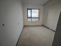 4室2廳4陽臺 藍光水岸公園臥室