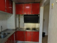 3室2廳2陽臺(tái) 盛高大城二期廚房