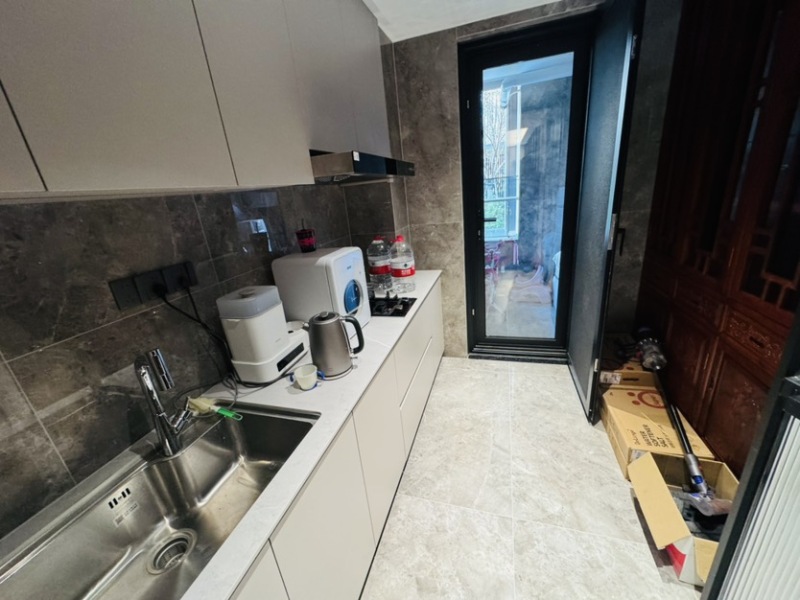 4室2廳2陽臺 華夏四季三期廚房