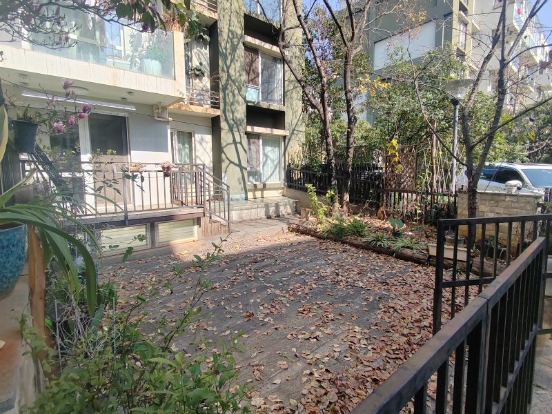 3室2廳2陽臺 世博生態(tài)城云嶺鄰里自家花園