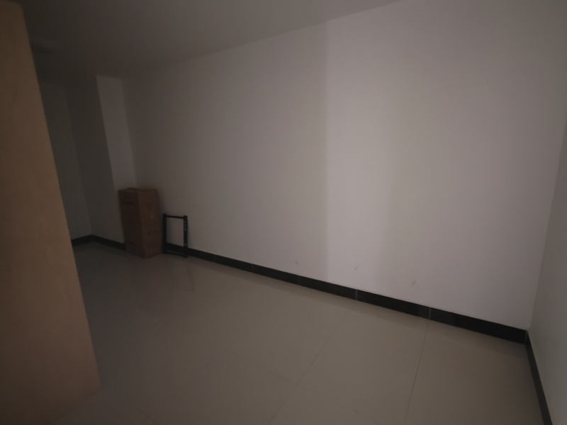 3室2廳2陽臺 世博生態(tài)城云嶺鄰里臥室