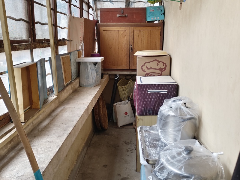 3室2廳2陽(yáng)臺(tái) 農(nóng)墾物流宿舍陽(yáng)臺(tái)