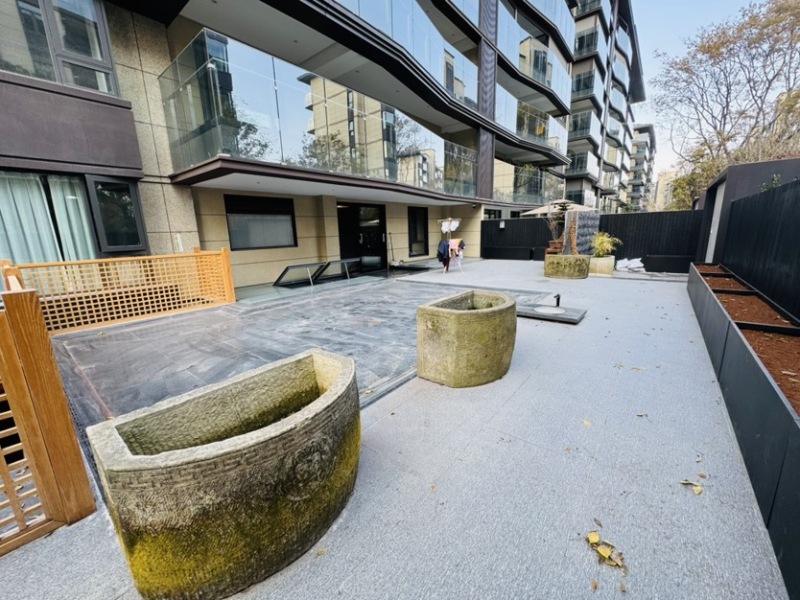 4室2廳2陽臺 華夏四季三期自家花園