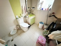 6室3廳2陽臺 金色維也納花園別墅衛(wèi)生間