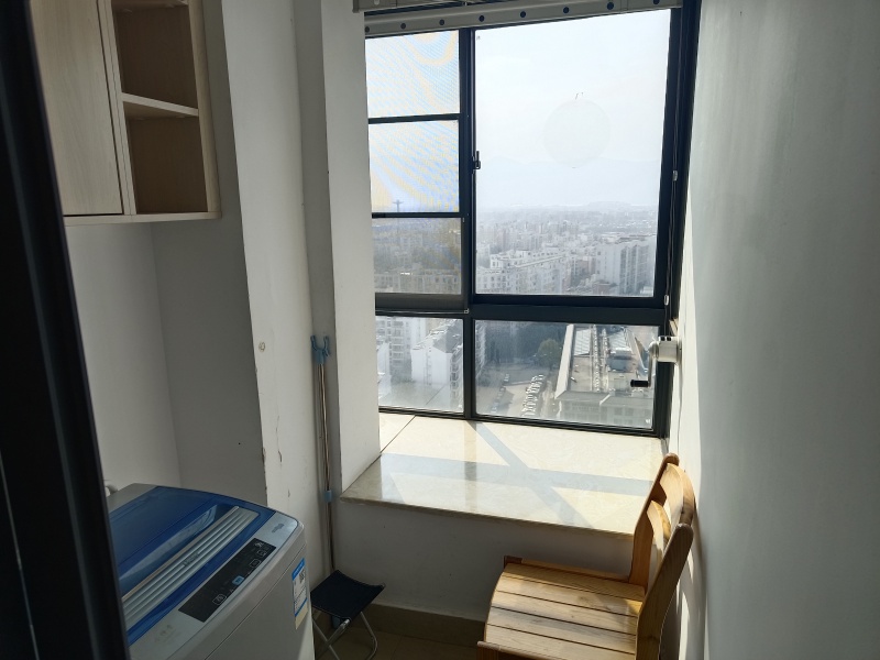 2室2廳2陽(yáng)臺(tái) 紅星國(guó)際晶品公寓陽(yáng)臺(tái)