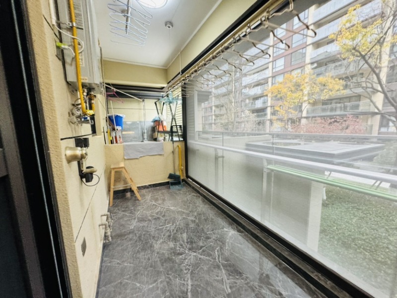 4室2廳2陽(yáng)臺(tái) 華夏四季二期陽(yáng)臺(tái)